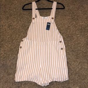 Hollister overall shorts